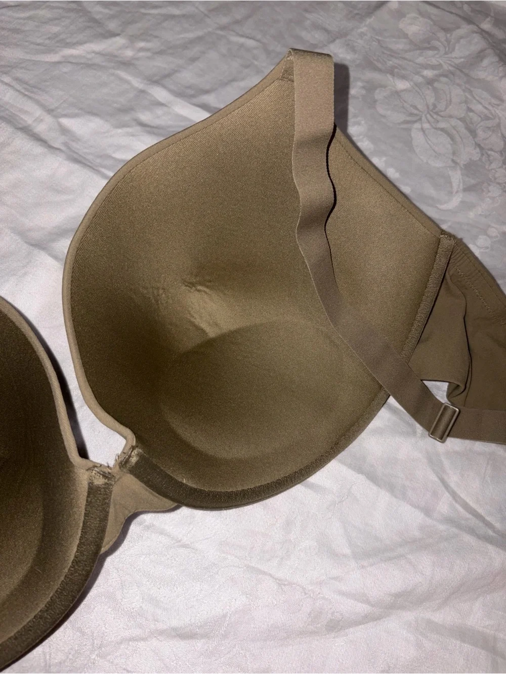 Nwt SKIMS Fits Everybody push up Demi bra  Khaki Green